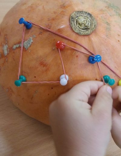 Praca plastyczna: Szpileczkowa rączka 2