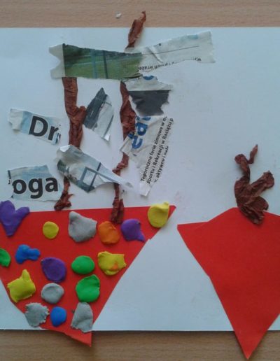 Praca plastyczna: Bazie w wazonie z plasteliny 3