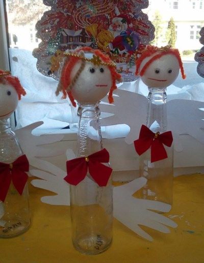 Praca plastyczna: Aniołek z butelki 1