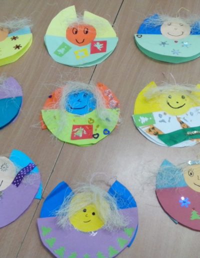 Praca plastyczna: Aniołki na okrągło 1