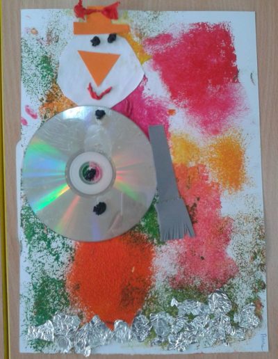 Praca plastyczna: Bałwanek gąbką malowany 63