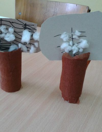 Praca plastyczna: Bazie z rolki i waty 3