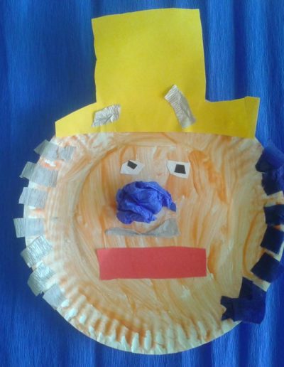 Praca plastyczna: Klaun z papierowego talerzyka 1