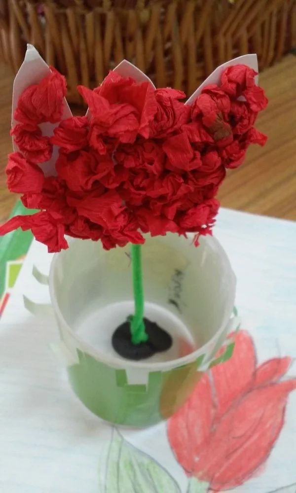 Praca plastyczna: „Od ziarenka do kwiatka” – Tulipan