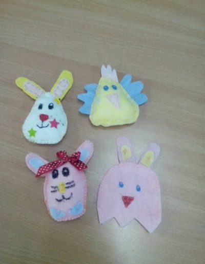 Praca plastyczna: Szyjemy ozdoby, dekoracje na Wielkanoc 1