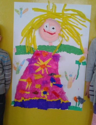 Pani Wiosna farbkami malowana - praca grupowa 1