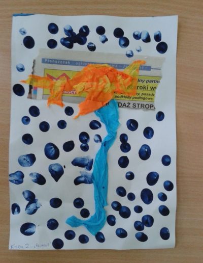 Praca plastyczna: Parasol z gazet 1