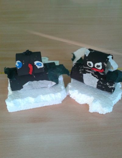 Praca plastyczna: Pingwinki z rolki po papierze 11