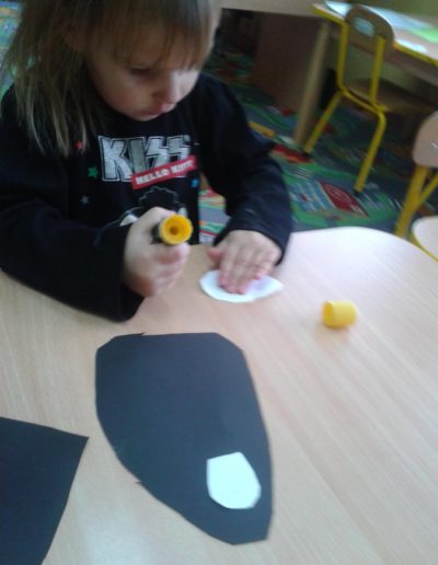 Praca plastyczna: Pingwinki z bloku technicznego 1