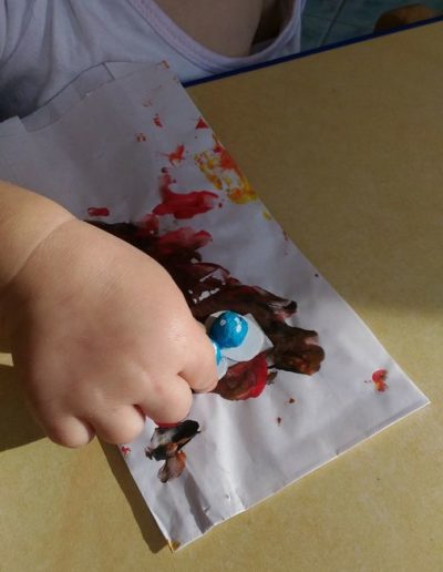 Praca plastyczna: Sowy z torebek śniadaniowych 4