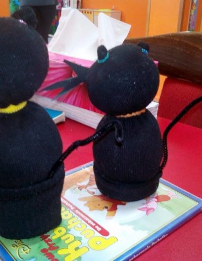 Praca plastyczna: Skarpetkowy mruczek 1