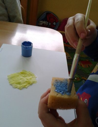 Praca plastyczna: Słoneczko - wyklejanka 10