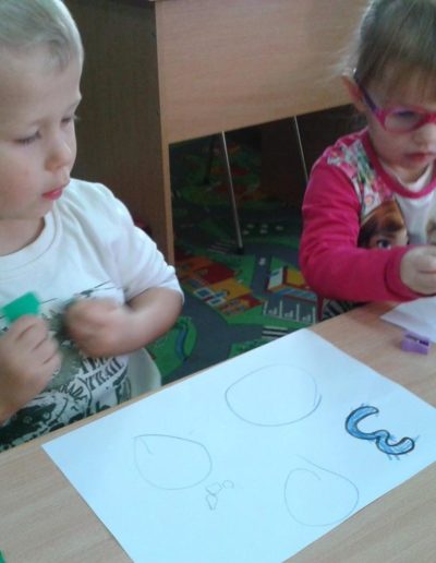 Utrwalanie cyfry 3 oraz figury geometrycznej - koła 1