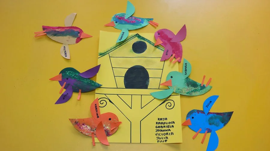 Praca plastyczna: Wiosenne ptaszki gąbką malowane