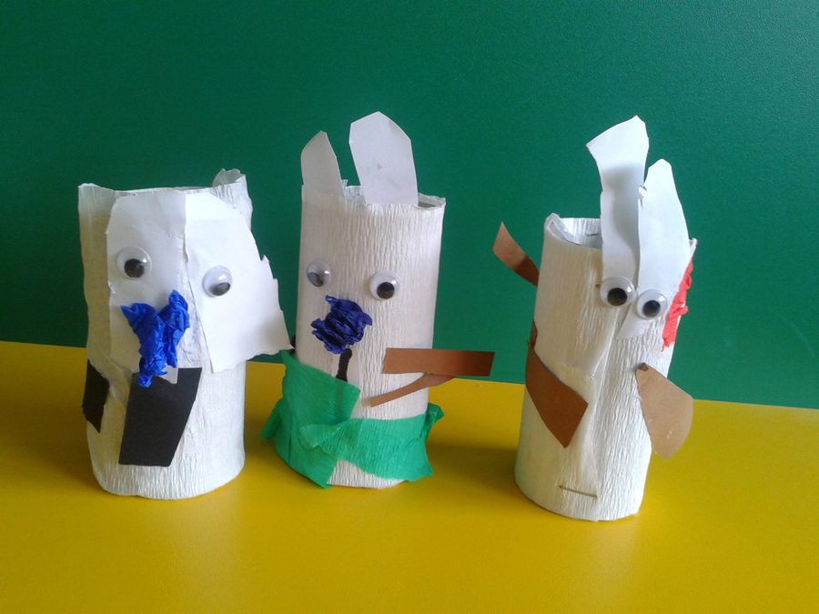 Praca plastyczna: Zajączki z białej bibuły