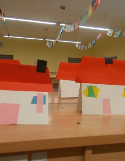 Praca plastyczna: Domy i domki 1