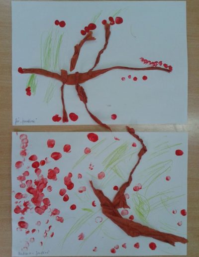 Praca plastyczna: Jarzębinka z bibuły 1