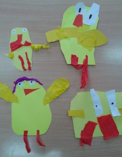 Praca plastyczna: Kurczaczki - wycinanka 2