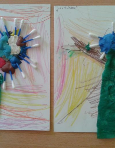 Praca plastyczna: Kwiatek z patyczków do uszu 3