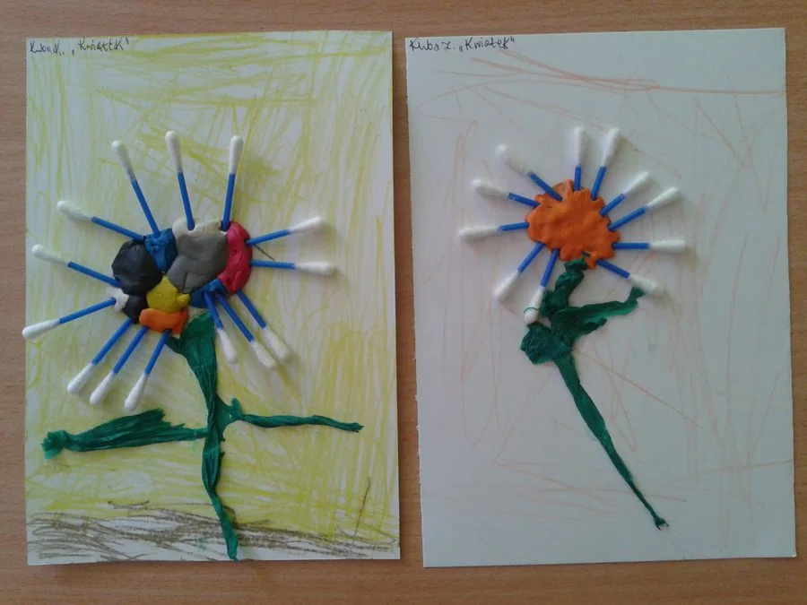 Praca plastyczna: Kwiatek z patyczków do uszu