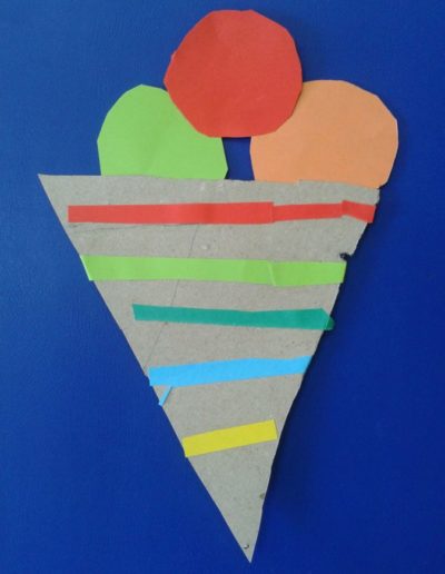 Praca plastyczna: Lody w wafelku - wycinanka 9