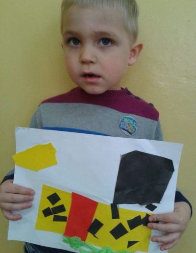 Praca plastyczna: Mój dom - wycinanka 3