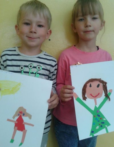 Praca plastyczna: Moja mama - wycinanka 2