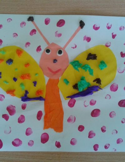 Praca plastyczna: Motylki - wycinanka 3