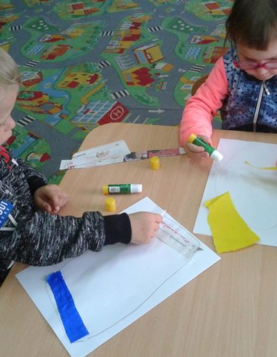 Praca plastyczna: Pisanki - wyklejanka 8