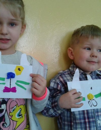 Praca plastyczna: Zajączki wielkanocne z koperty 16