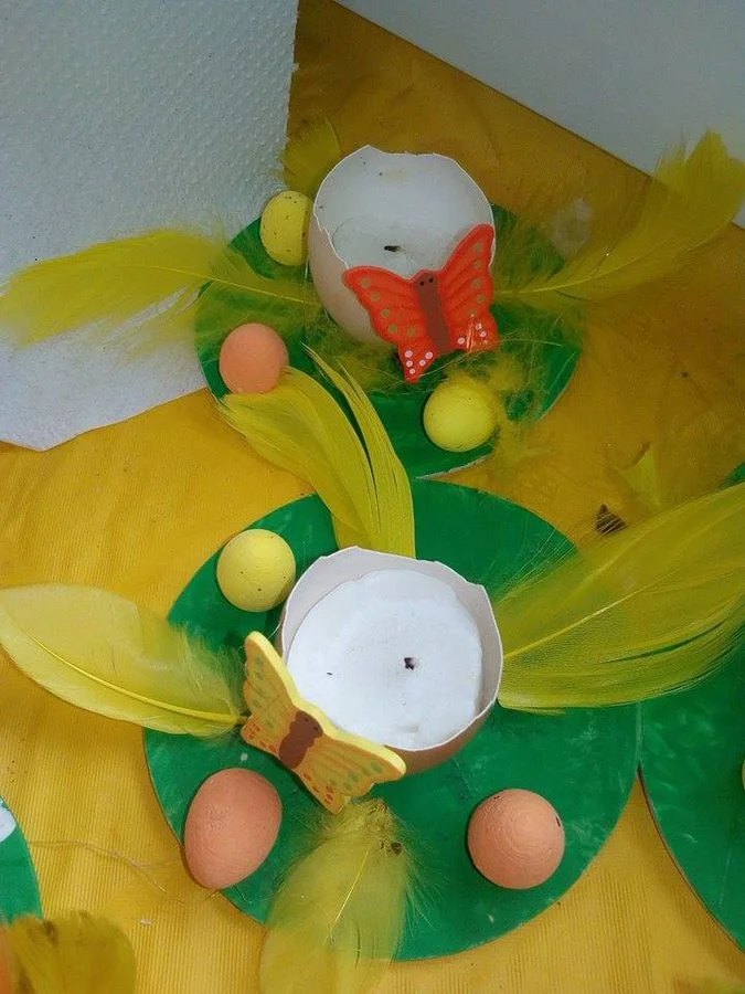 Praca plastyczna: Świeczniki z wydmuszek