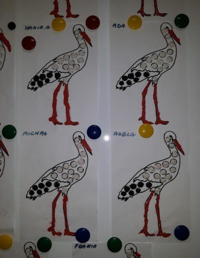 Praca plastyczna: Pan Bocian - ćwiczenie motoryki małej 2