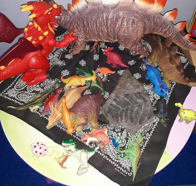 Wystawka, ozdoba i dekoracja na Dzień Dinozaura