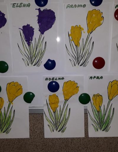 Praca plastyczna: Krokusy - ćwiczenie motoryki małej 4