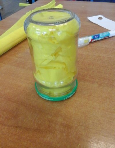 Praca plastyczna: Kurczaki w słoikach 2