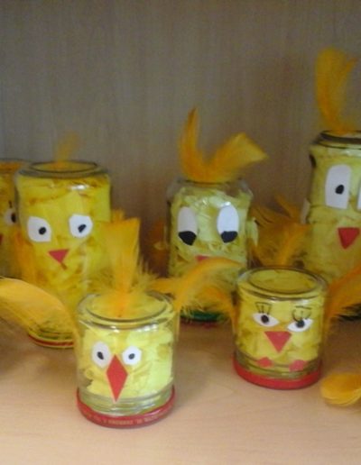 Praca plastyczna: Kurczaki w słoikach 5