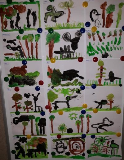 Praca plastyczna: Las Jurajski - malowanie wyobrażeń farbami 2