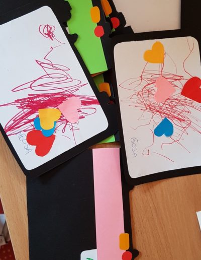 Praca plastyczna: Laurka aparat 9