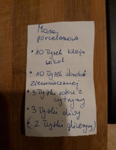 Przepis na masę porcelanową 5