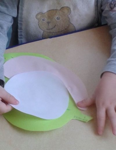 Praca plastyczna: Ślimak na liściu 15