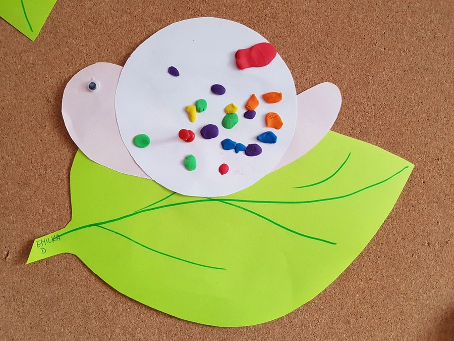 Praca plastyczna: Ślimak na liściu