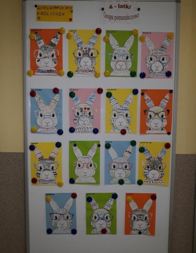Praca plastyczna: Wielkanocne zajączki w okularach 1