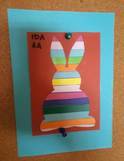Praca plastyczna: Wielkanocny zajączek w kolorowe paski 2