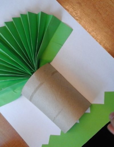 Praca plastyczna: Wiosenny sad 3