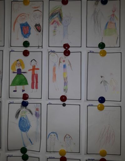 Praca plastyczna: Portret Mamy i Taty 2