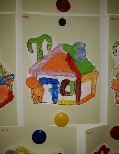 Praca plastyczna: Chatka Baby Jagi - Dzień Teatru 5