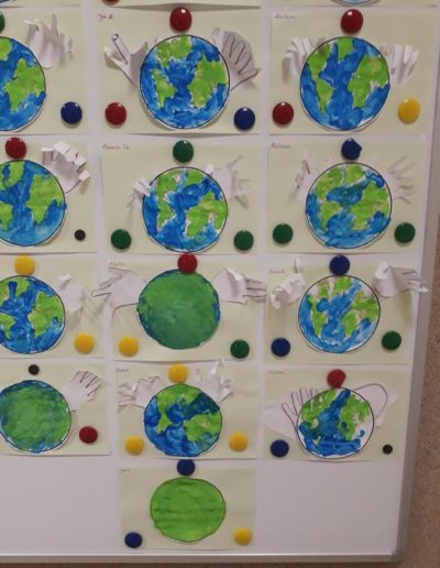Praca plastyczna "Chronimy ziemię" 8
