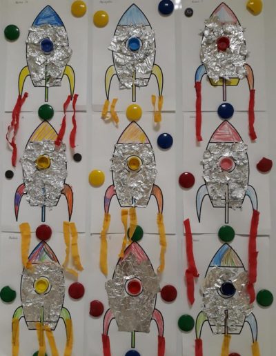 Praca plastyczna: Statek kosmiczny 3