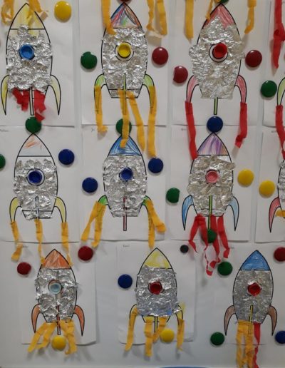 Praca plastyczna: Statek kosmiczny 4