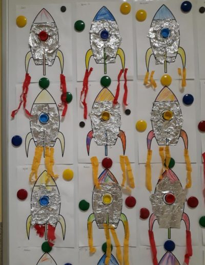 Praca plastyczna: Statek kosmiczny 5